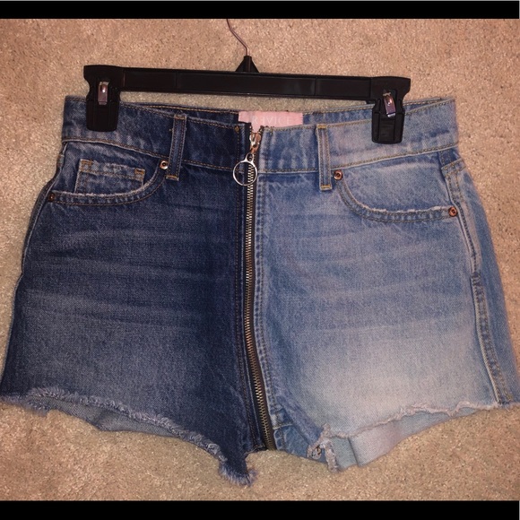 SOLD - Picture 1 of 4